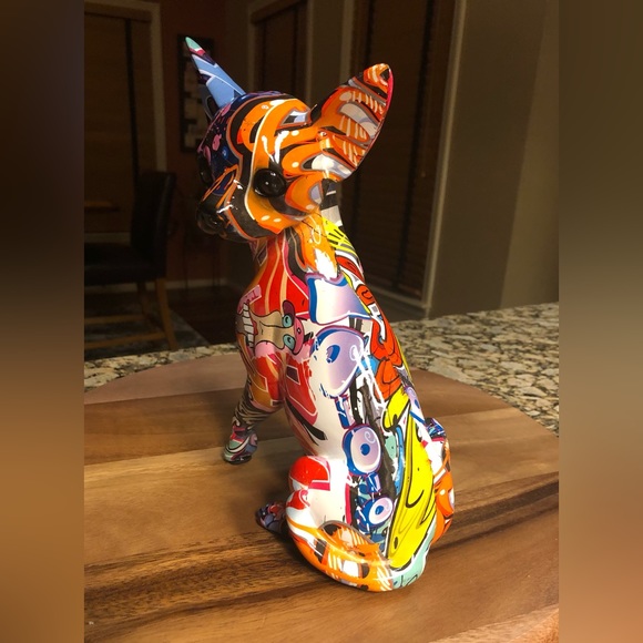 Sculpture; Water Transfer Resin; Chihuahua; Graffiti Motif; 9.8”Tx6.3”Lx5.5”W - Picture 2 of 6